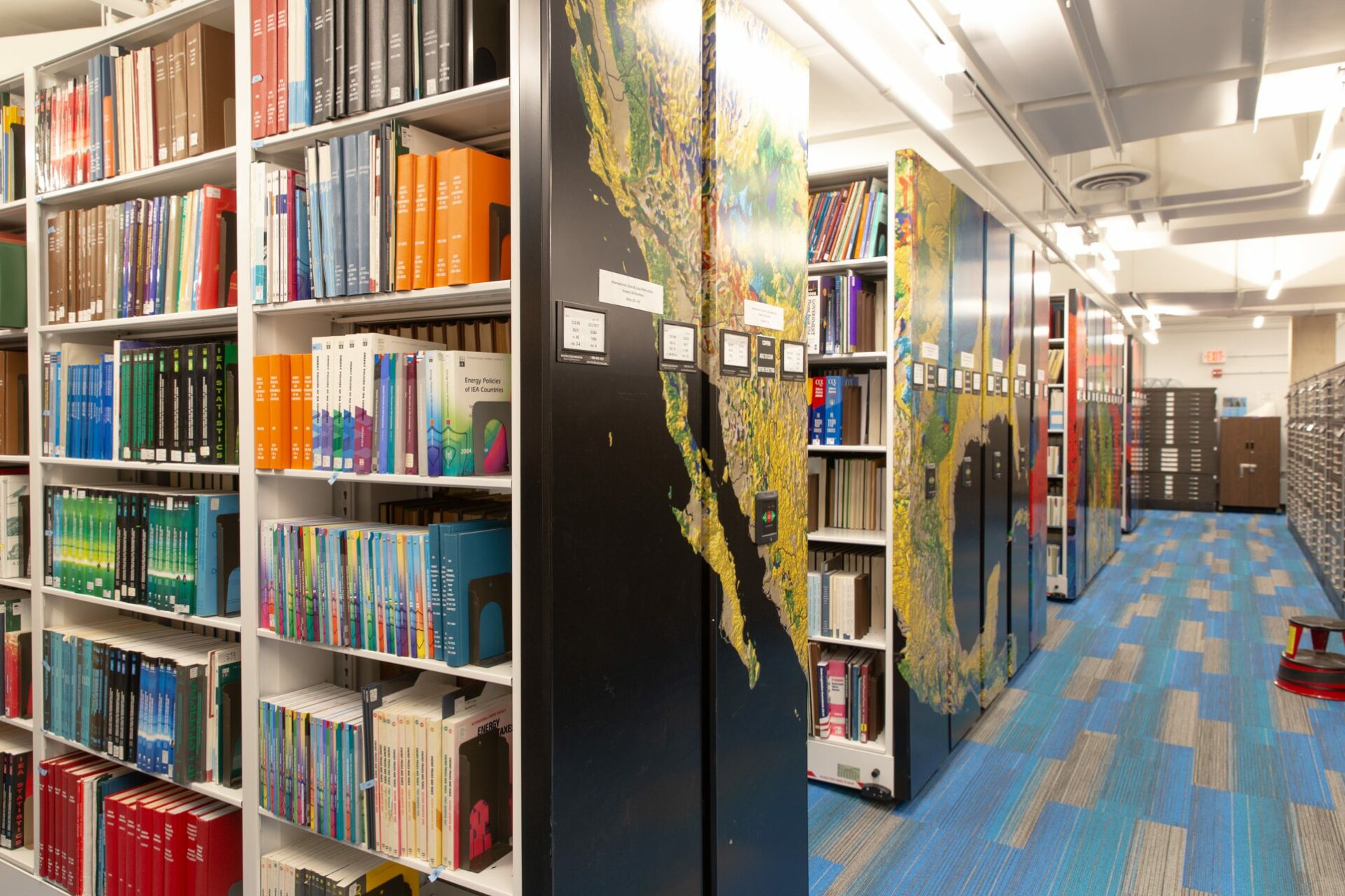 Northwestern University Library High Density Mobile System