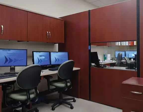 lab-tech-office
