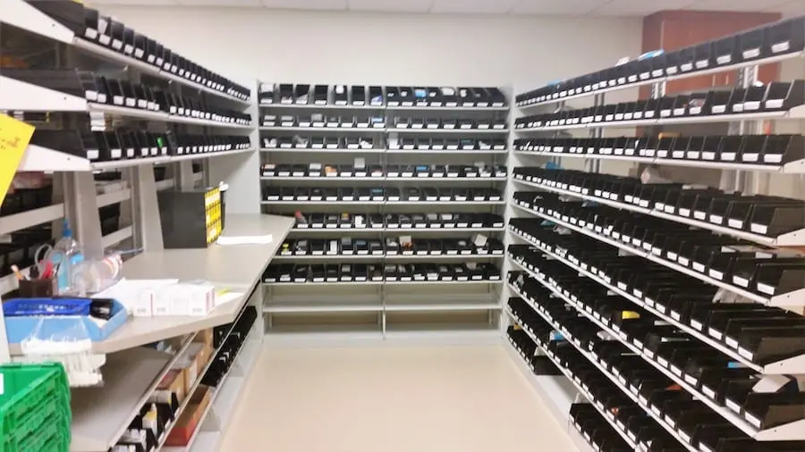 modular-pharmacy-storage