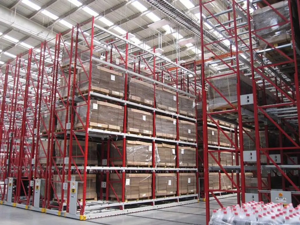 Spacesaver-Industrial-Storage-002-1030x772