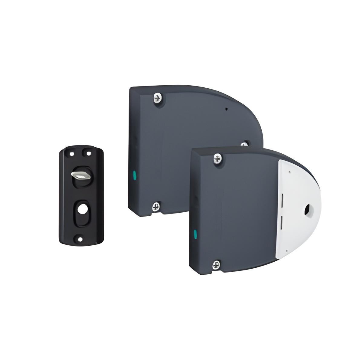 Locks 4 freepik enhance 33608