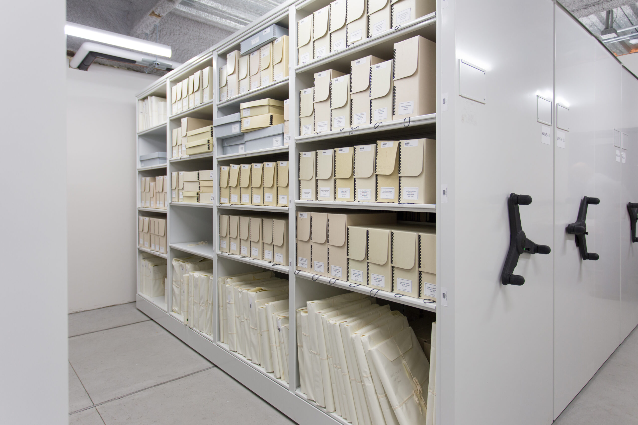 Special Collections And Archival Storage 4 Archival Collection Preservation Mobile Mechanical-assist System