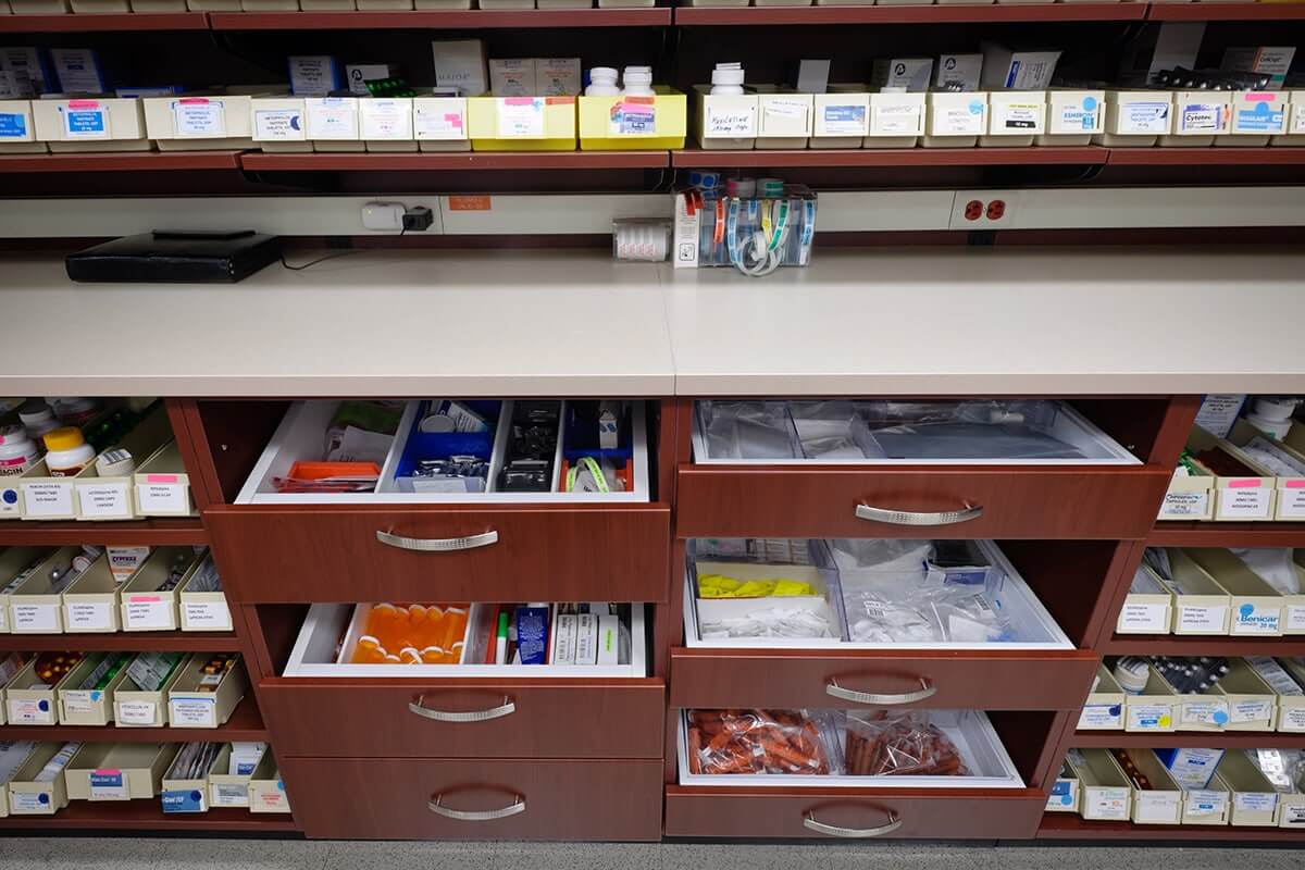 Modular Casework 2 Modular Pharmacy Casework