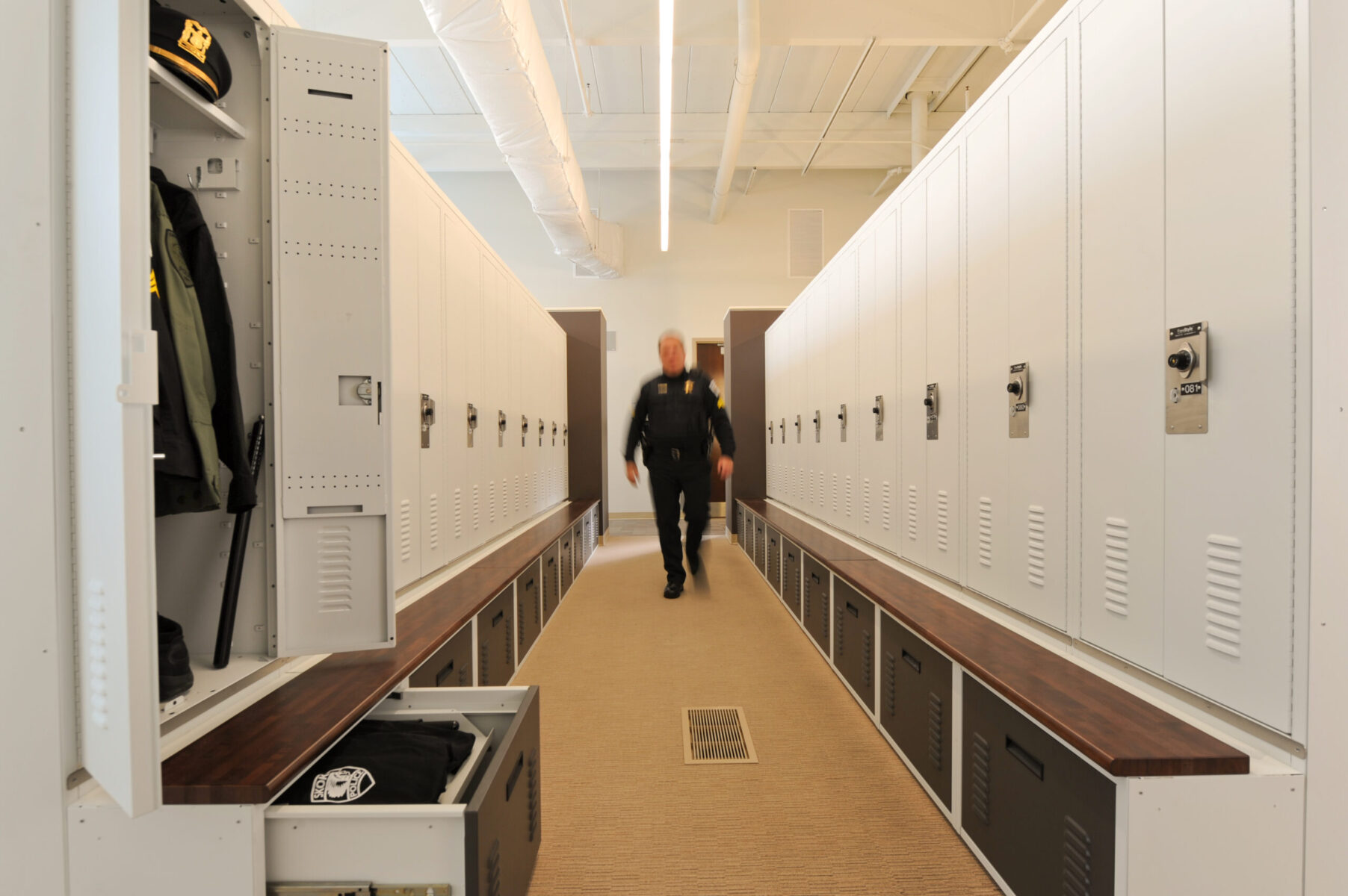 Product Specifications 11 Freestyle Locker<br>Specifications