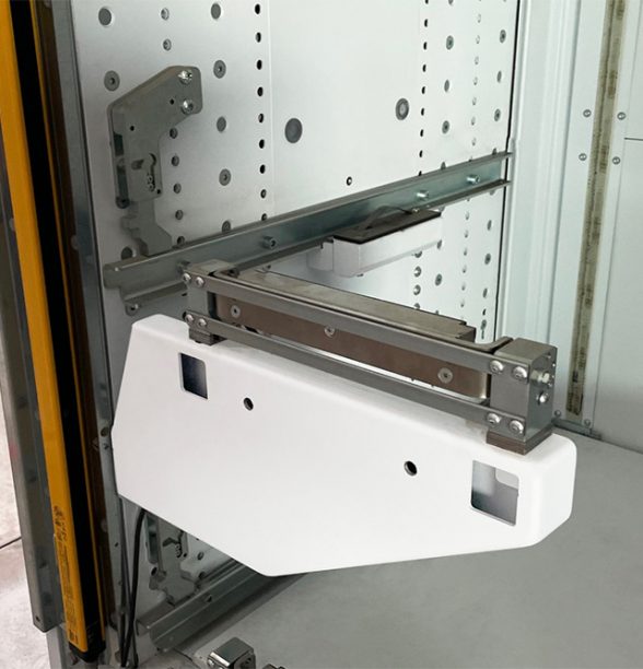 magnetic interlocking