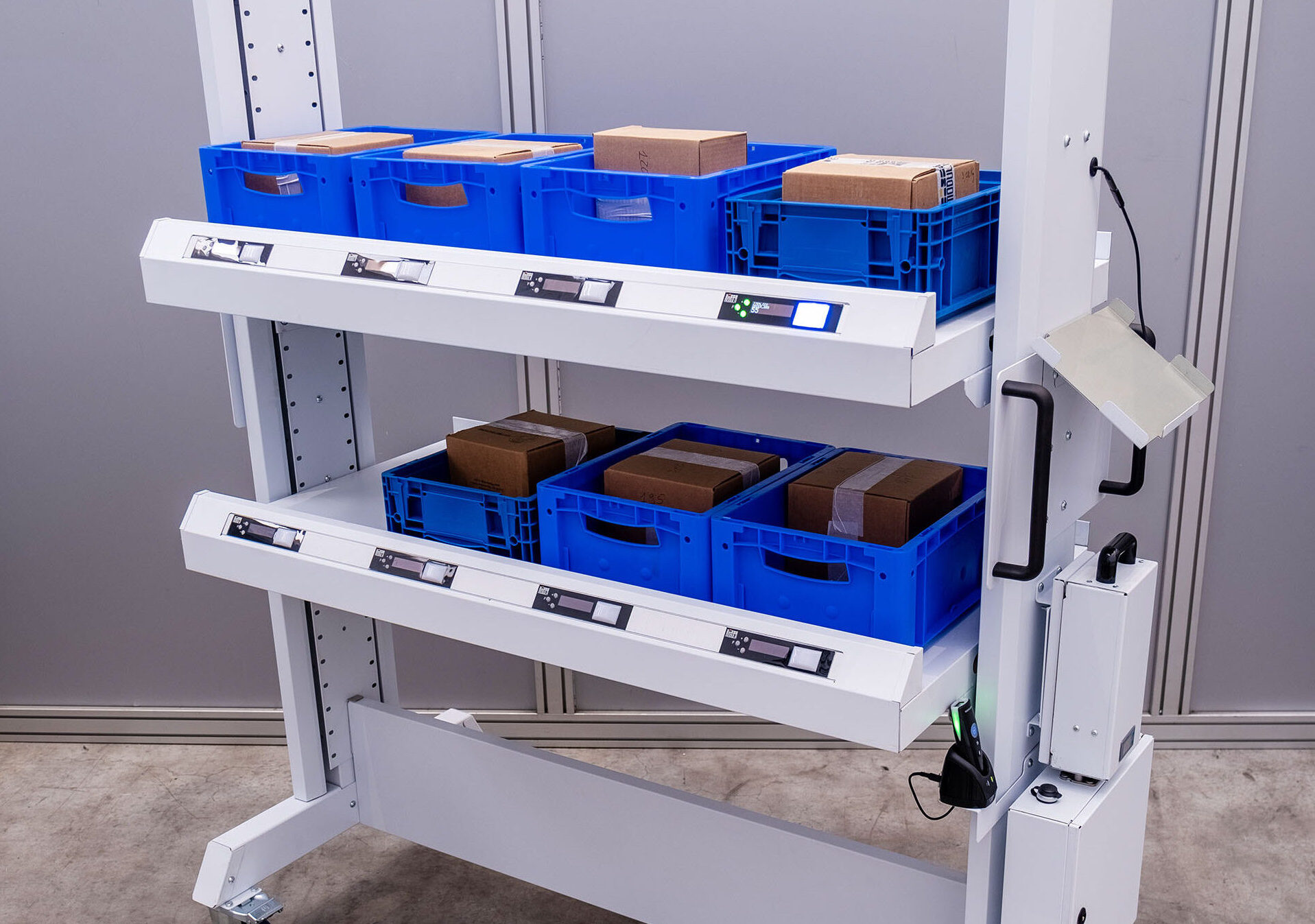 Vertical Lift Module Software & Accessories | Modula VLM Customizations 13 Modula Picking Cart